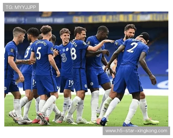 切尔西中场串联流畅，比赛节奏完全掌控